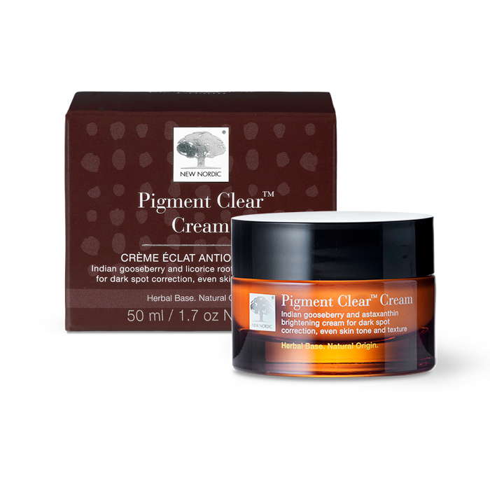 Pigment Clear™ Cream, brightens and evens skin tone with hyaluronic acid, sunflower oil, clover, liquorice root, gooseberry, mulberry, and astaxanthin.